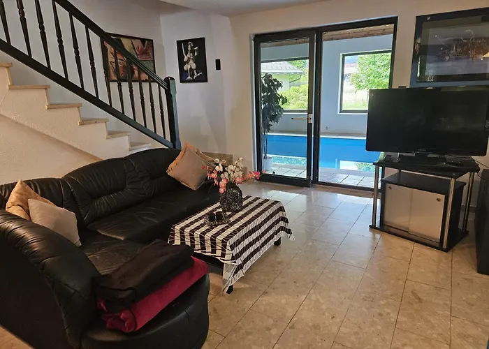 Petzenblick - Ganzjaehrig Beheizter Und Privater Indoorpool *