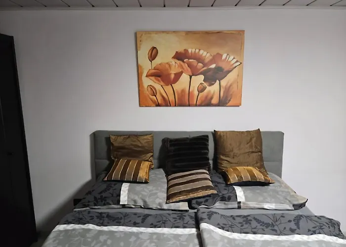 Petzenblick - Ganzjaehrig Beheizter Und Privater Indoorpool Gonowetz