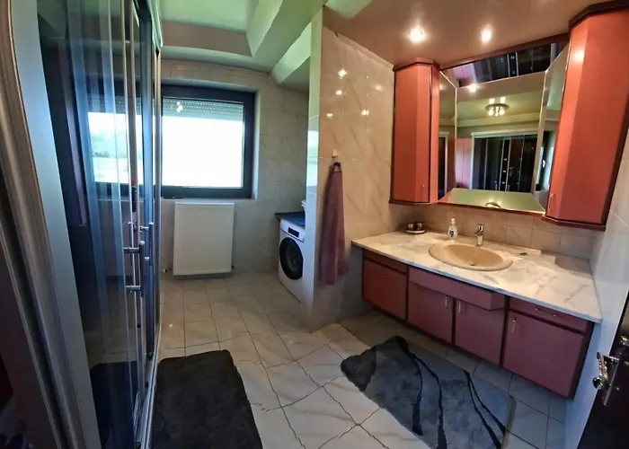 Petzenblick - Ganzjaehrig Beheizter Und Privater Indoorpool בית נופש